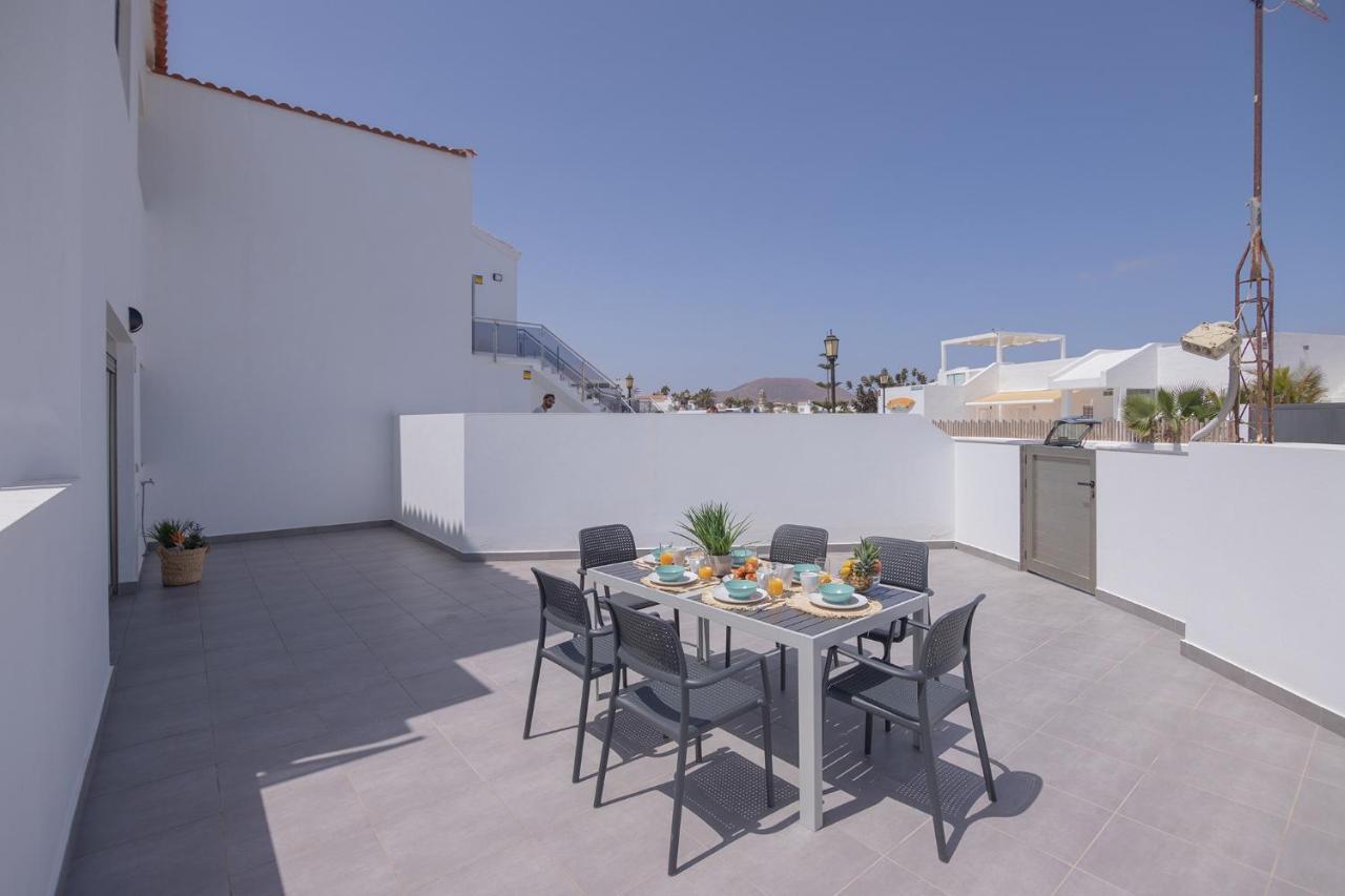 Apartment Urban 3 Beachfront Corralejo By Holidays Home Екстериор снимка