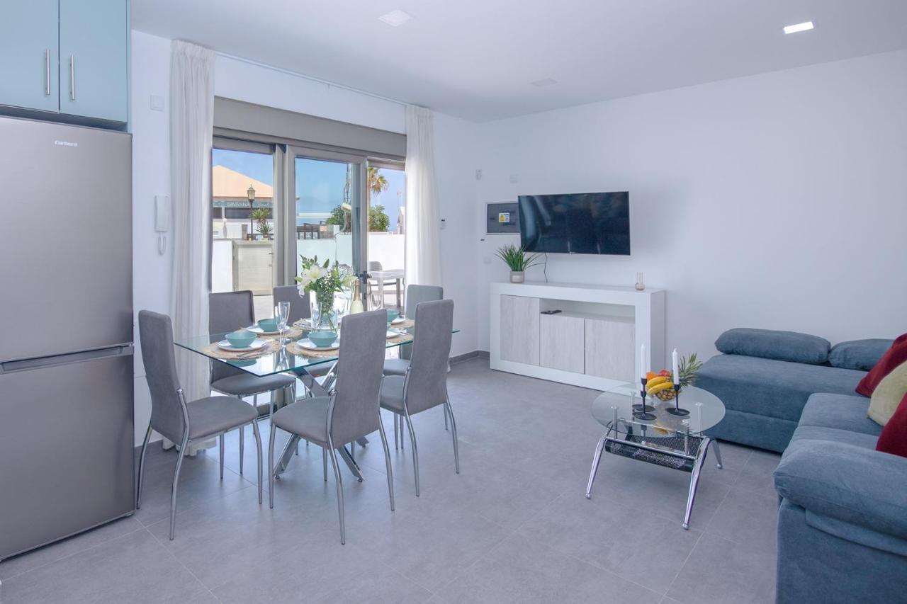 Apartment Urban 3 Beachfront Corralejo By Holidays Home Екстериор снимка